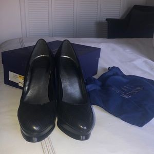 STUART WEITZMAN BLACK NAPPA PUMPS